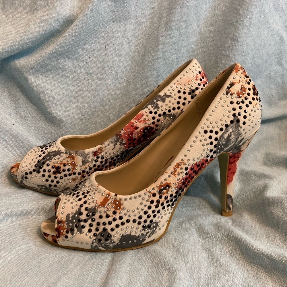Top Moda Sparkly Floral Metallic Pumps Heels Size 10